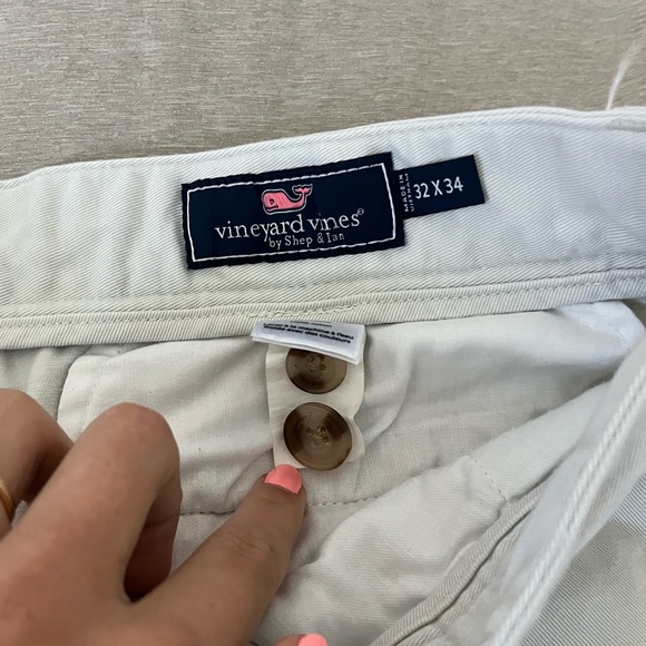 Vineyard Vines Khaki Pants - Picture 3 of 4